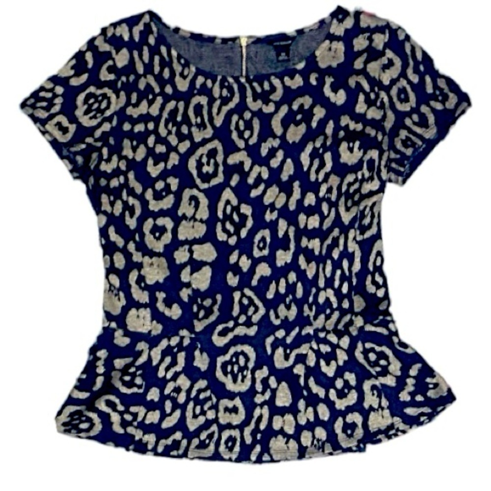 EUC Ann Taylor Leopard Pattern Peplum Knit Top